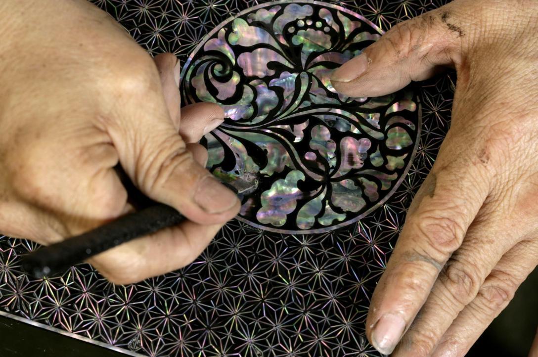 Korean Mother-of-Pearl Craft