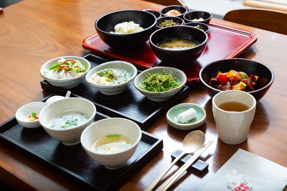Korean buddhist temple cuisine 1