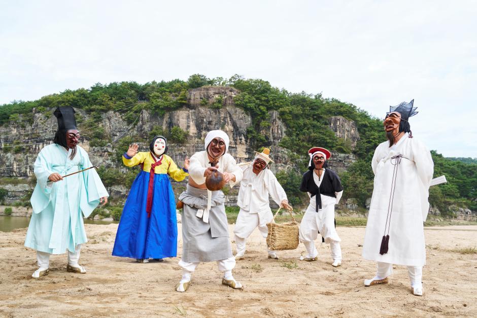 the Hahoe Byeolsin-gut Tal-nori